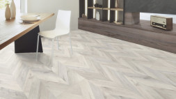 K4438 RH Дуб Алнвиг Natural Touch Wide Plank