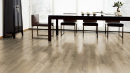K4381 RE Дуб Лодж Natural Touch Premium Plank