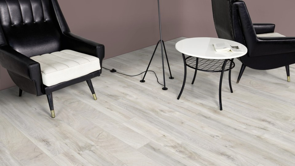 K4384 RE Дуб Фреско Лив Natural Touch Premium Plank
